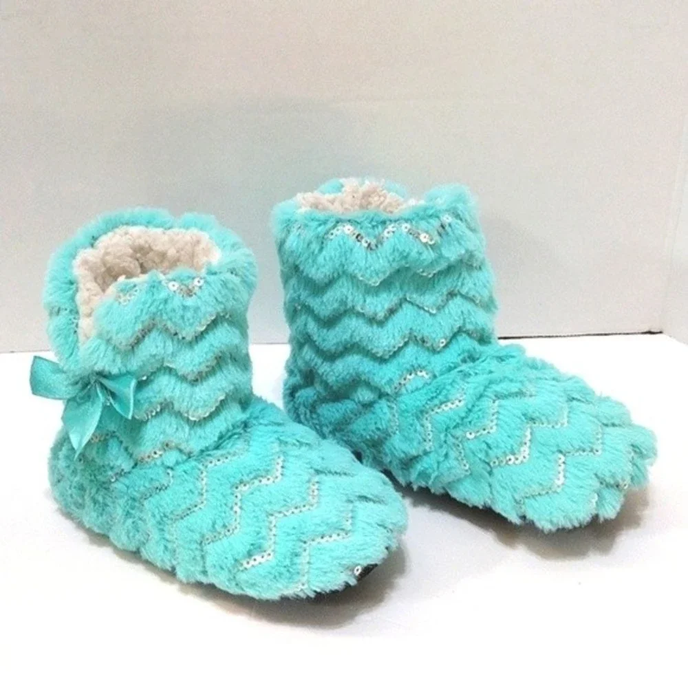 Total Girl Plush Slipper Booties With Faux Fur Lining Small/Medium